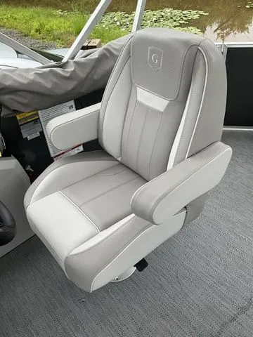 Slide: The Image of Godfrey Xperience EX2086CXP 2026 - 25