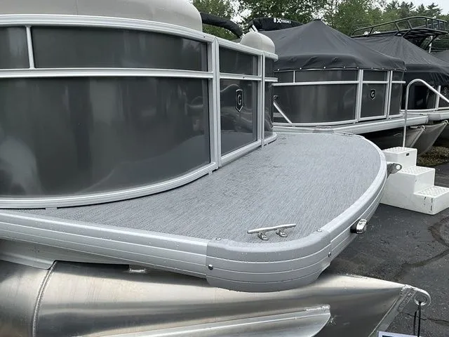 Slide: The Image of Godfrey Xperience EX2086CXP 2026 - 36