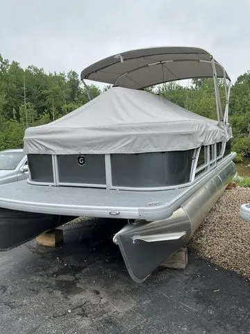 Slide: The Image of Godfrey Xperience EX2086CXP 2026 - 4