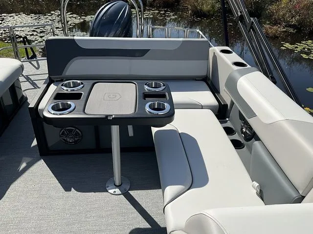 Slide: The Image of Godfrey Sweetwater 2286 SFL 27 in. Package 2026 - 10