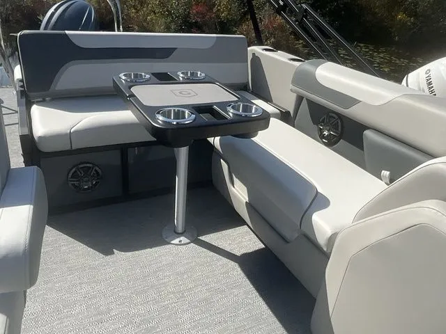 Slide: The Image of Godfrey Sweetwater 2286 SFL 27 in. Package 2026 - 16