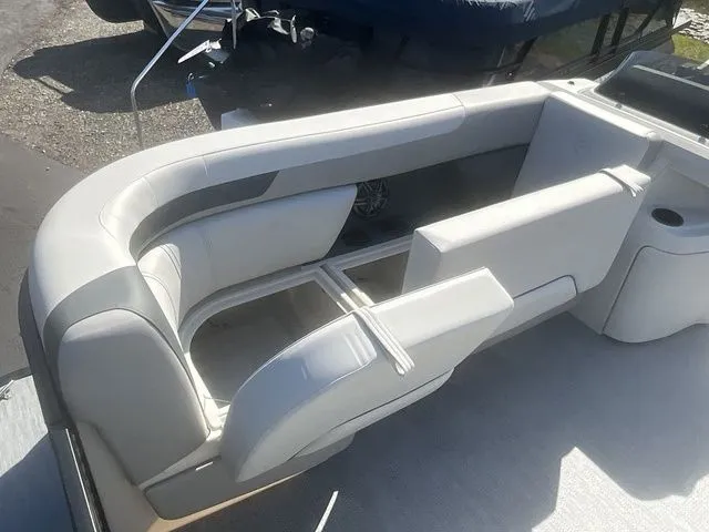 Slide: The Image of Godfrey Sweetwater 2286 SFL 27 in. Package 2026 - 24