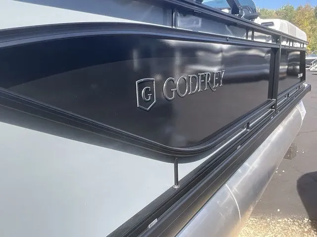 Slide: The Image of Godfrey Sweetwater 2286 SFL 27 in. Package 2026 - 34