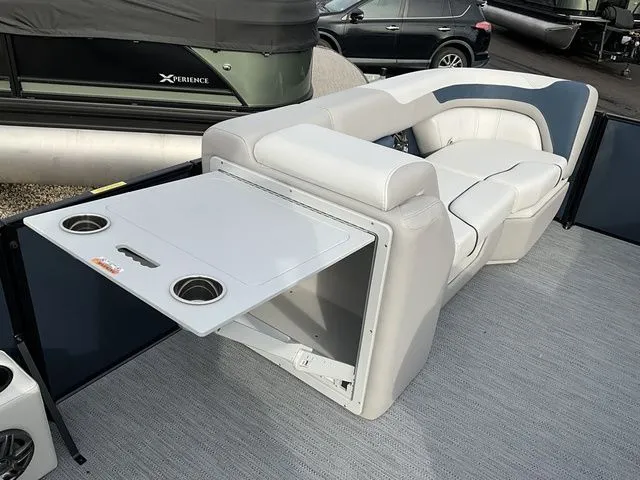 Slide: The Image of Godfrey Sweetwater 2286 SFLC Sport Tube 27 In. Package 2026 - 14