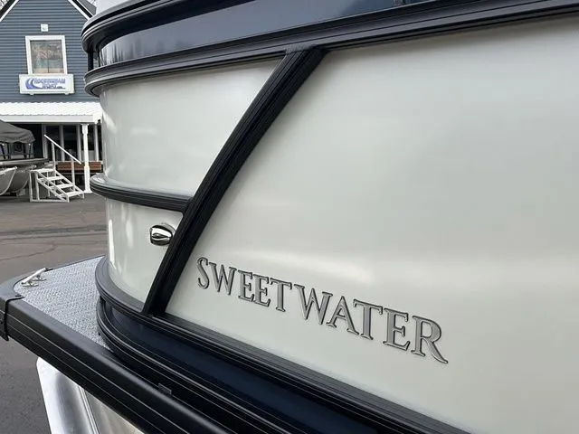 Slide: The Image of Godfrey Sweetwater 2286 SFLC Sport Tube 27 In. Package 2026 - 5