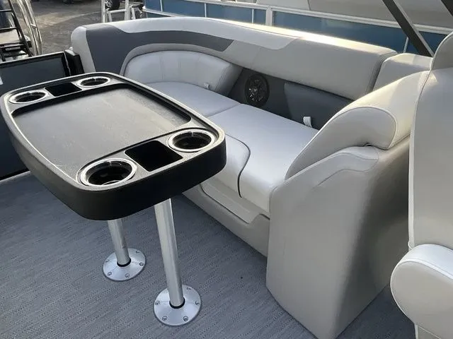 Slide: The Image of Godfrey Sweetwater 2286 SB 27" Impact Center Tube Package 2026 - 26