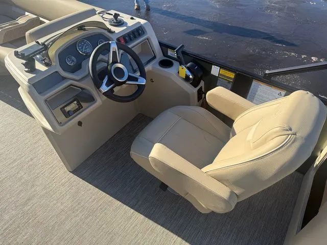 Slide: The Image of Godfrey Xperience 2286 SBX Sport Tube 27 In. Package 2026 - 6