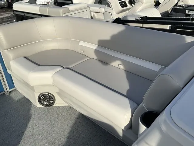 Slide: The Image of Godfrey Xperience 2086 CXP 25 In. Package 2026 - 10