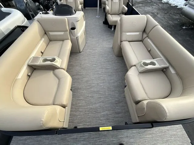 Slide: The Image of Godfrey Xperience 2286 SBX Sport Tube 27 In. Package 2026 - 10