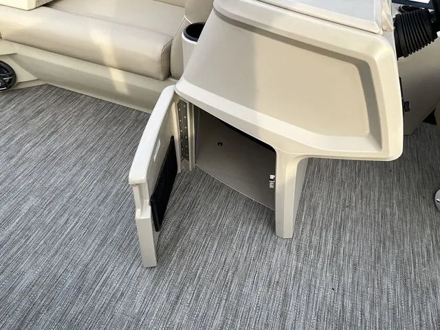 Slide: The Image of Godfrey Xperience 2286 SBX Sport Tube 27 In. Package 2026 - 19