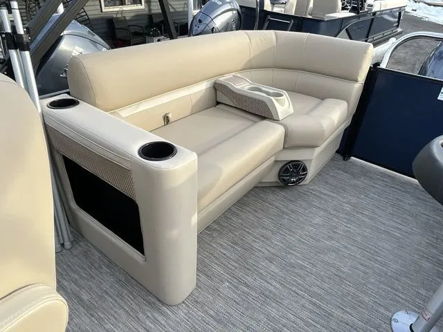 Slide: The Image of Godfrey Xperience 2286 SBX Sport Tube 27 In. Package 2026 - 21