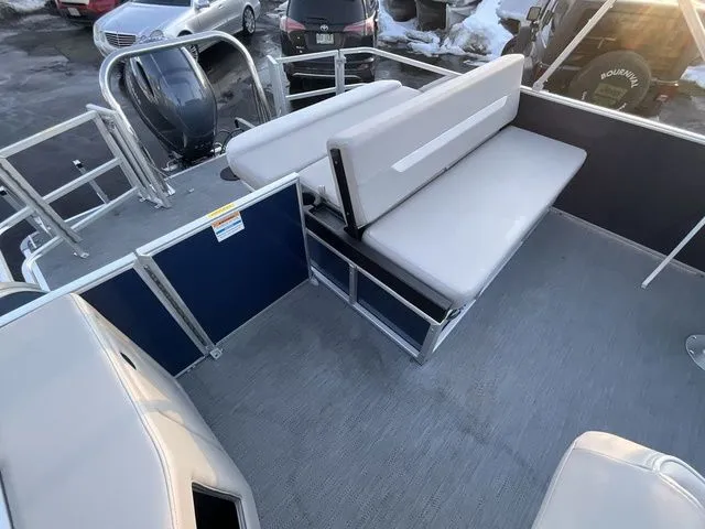 Slide: The Image of Godfrey Xperience 2286 SFLX 25 In. Package 2026 - 11