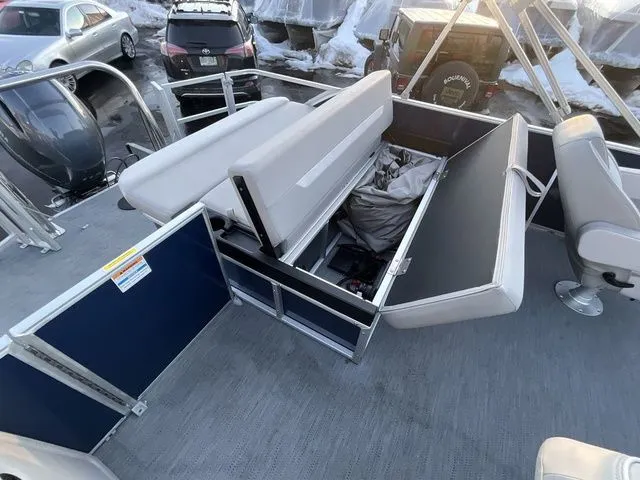 Slide: The Image of Godfrey Xperience 2286 SFLX 25 In. Package 2026 - 12