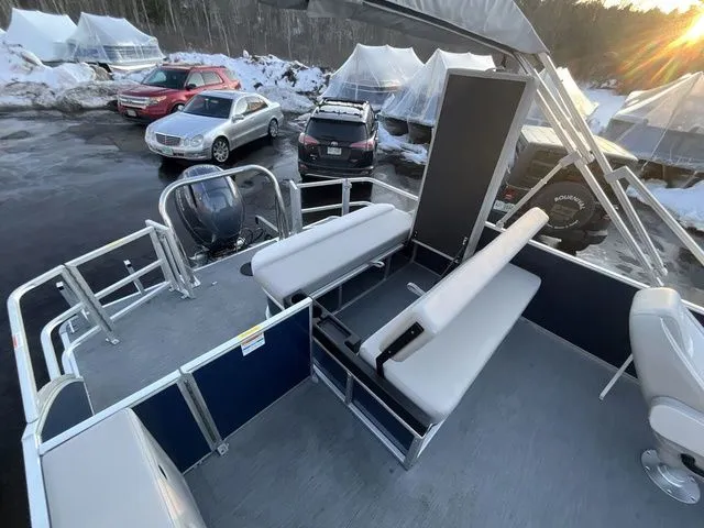 Slide: The Image of Godfrey Xperience 2286 SFLX 25 In. Package 2026 - 14