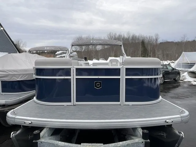 Slide: The Image of Godfrey Xperience 2286 SFLX 25 In. Package 2026 - 2