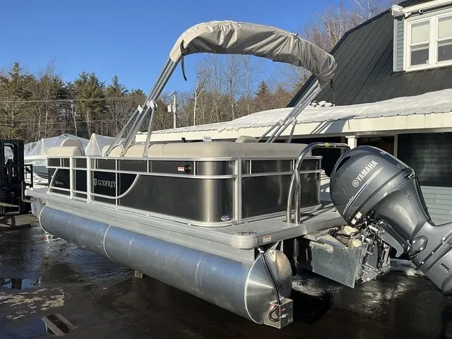 Slide: The Image of Godfrey Xperience 2086 FX 25 In. Package 2026 - 3