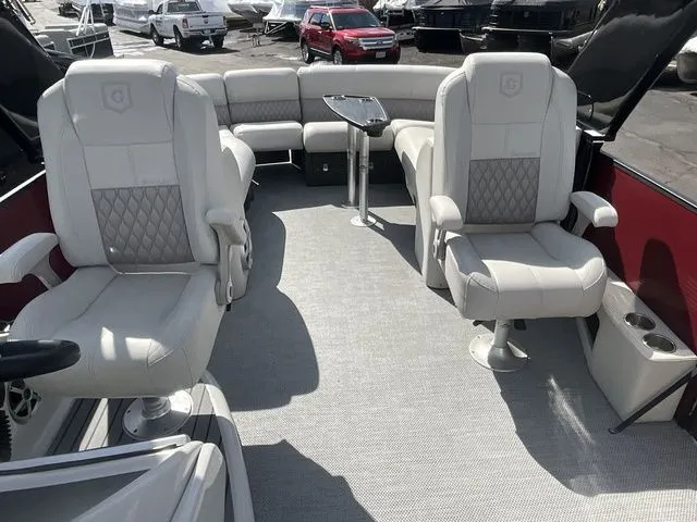 Slide: The Image of Godfrey SP 2500 UL 2017 - 10