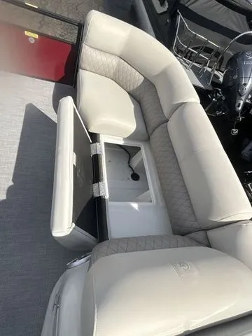 Slide: The Image of Godfrey SP 2500 UL 2017 - 17