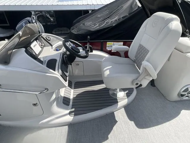 Slide: The Image of Godfrey SP 2500 UL 2017 - 19