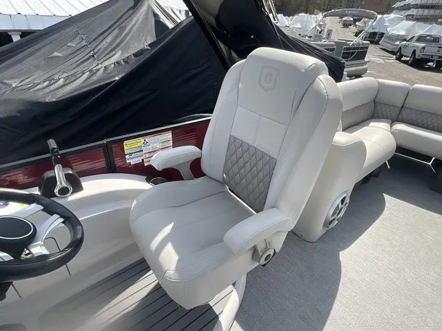 Slide: The Image of Godfrey SP 2500 UL 2017 - 26