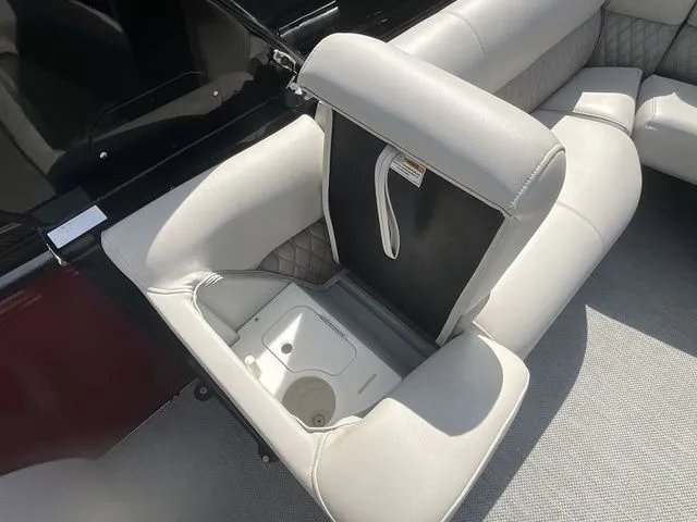 Slide: The Image of Godfrey SP 2500 UL 2017 - 28