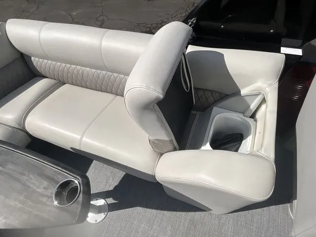 Slide: The Image of Godfrey SP 2500 UL 2017 - 30