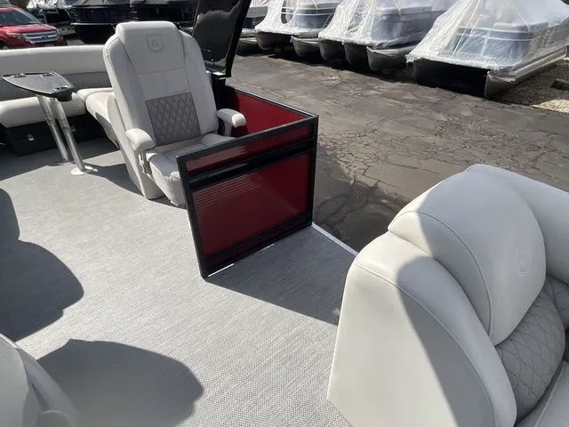 Slide: The Image of Godfrey SP 2500 UL 2017 - 33