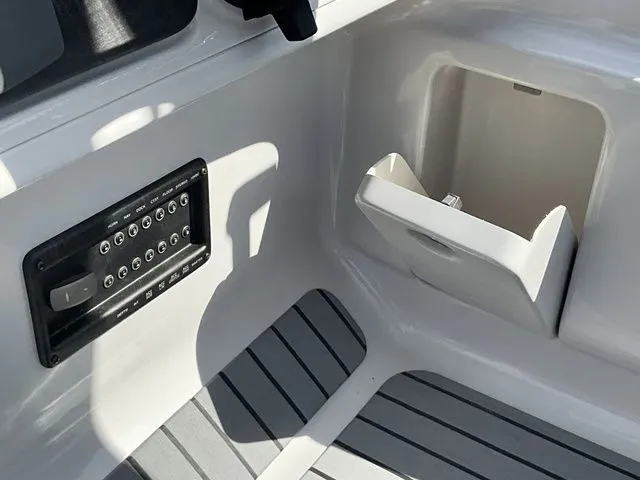 Slide: The Image of Godfrey SP 2500 UL 2017 - 36