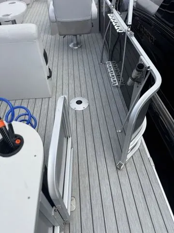 Slide: The Image of SunCatcher V22 RF 2020 - 10