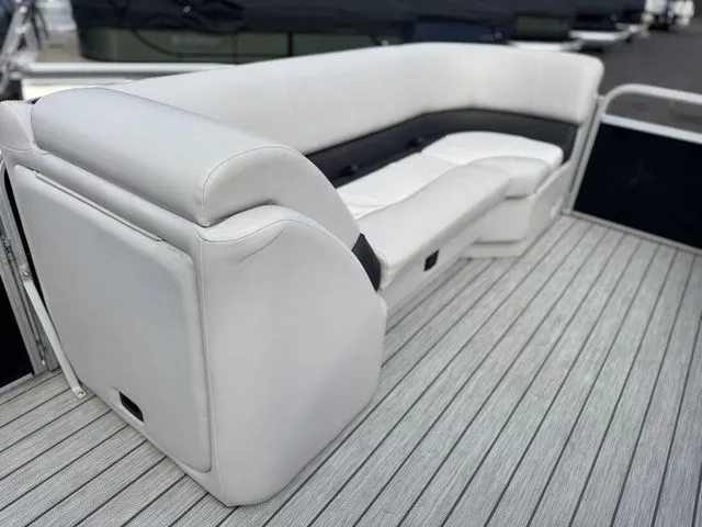 Slide: The Image of SunCatcher V22 RF 2020 - 23