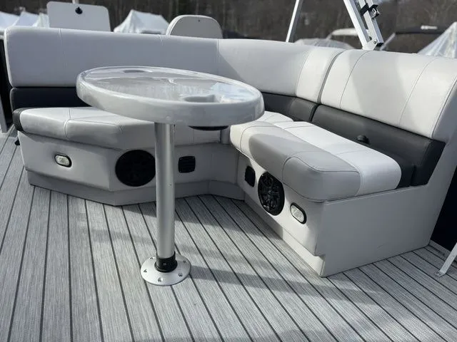 Slide: The Image of SunCatcher V22 RF 2020 - 30