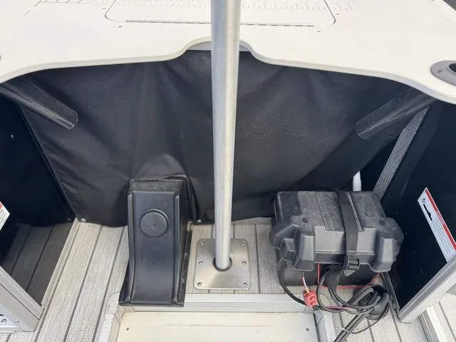 Slide: The Image of SunCatcher V22 RF 2020 - 7