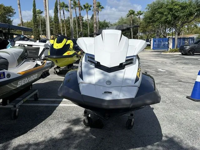 Slide: The Image of Yamaha FX Cruiser HO 2018 - 4