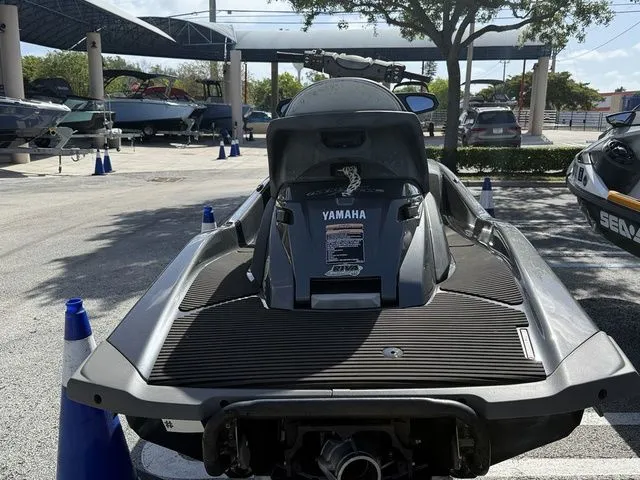 Slide: The Image of Yamaha FX Cruiser HO 2018 - 6