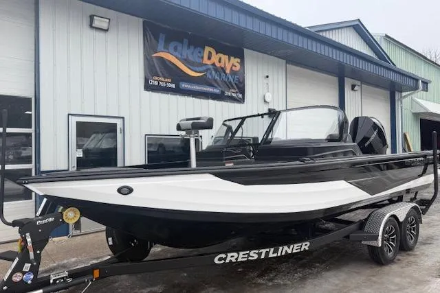 Slide: The Image of 2026 Crestliner 2050 Fish Hawk boat on trailer outside Lake Days Marine. - 7