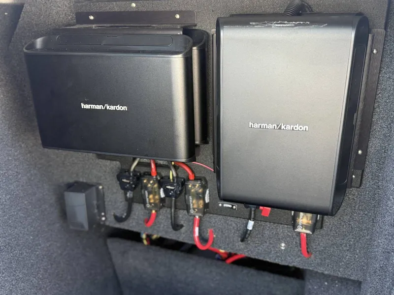 Slide: The Image of Harman Kardon audio system in 2026 Cobalt R6 Surf. - 13