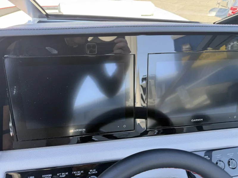 Slide: The Image of Cobalt R6 Surf 2026 dashboard with Garmin screens. - 17