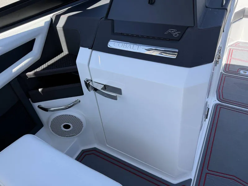 Slide: The Image of Cobalt R6 Surf 2026 - 53