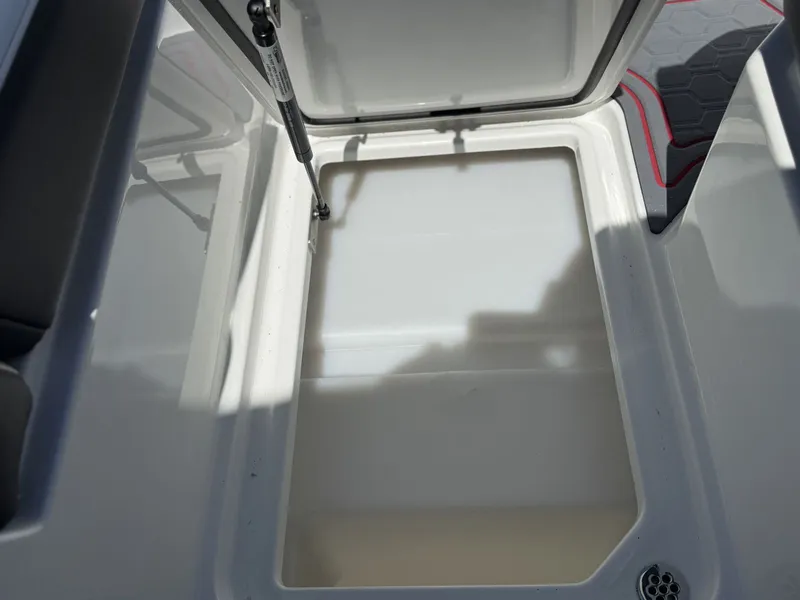 Slide: The Image of Cobalt R6 Surf 2026 - 54