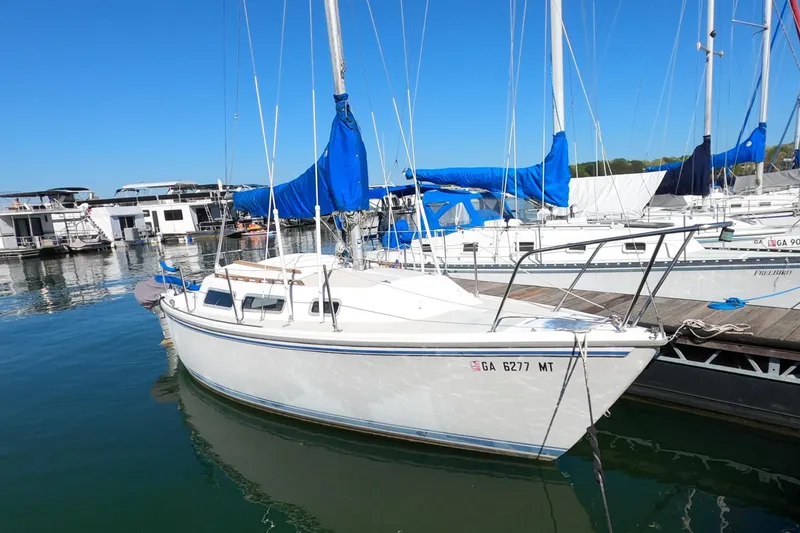 Slide: The Image of Catalina 25 1983 - 17