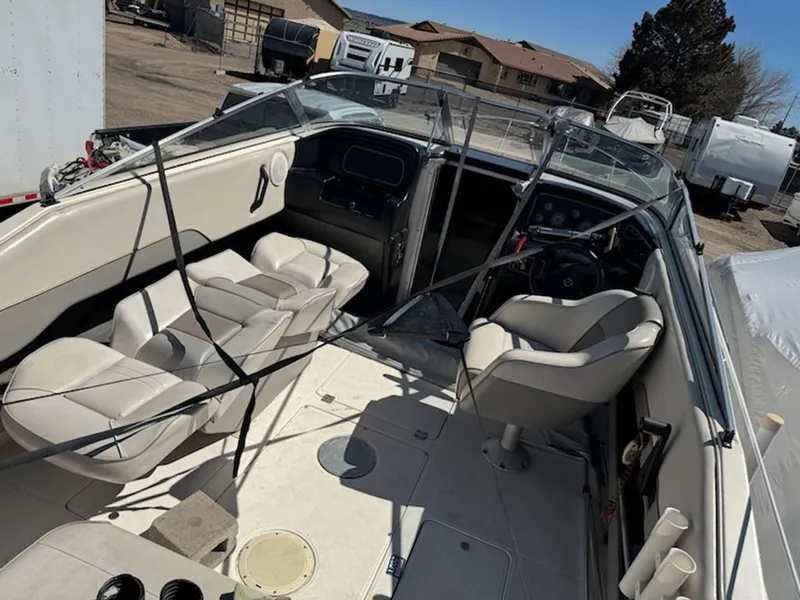 Slide: The Image of Seaswirl 230 Seaswirl 1994 - 6