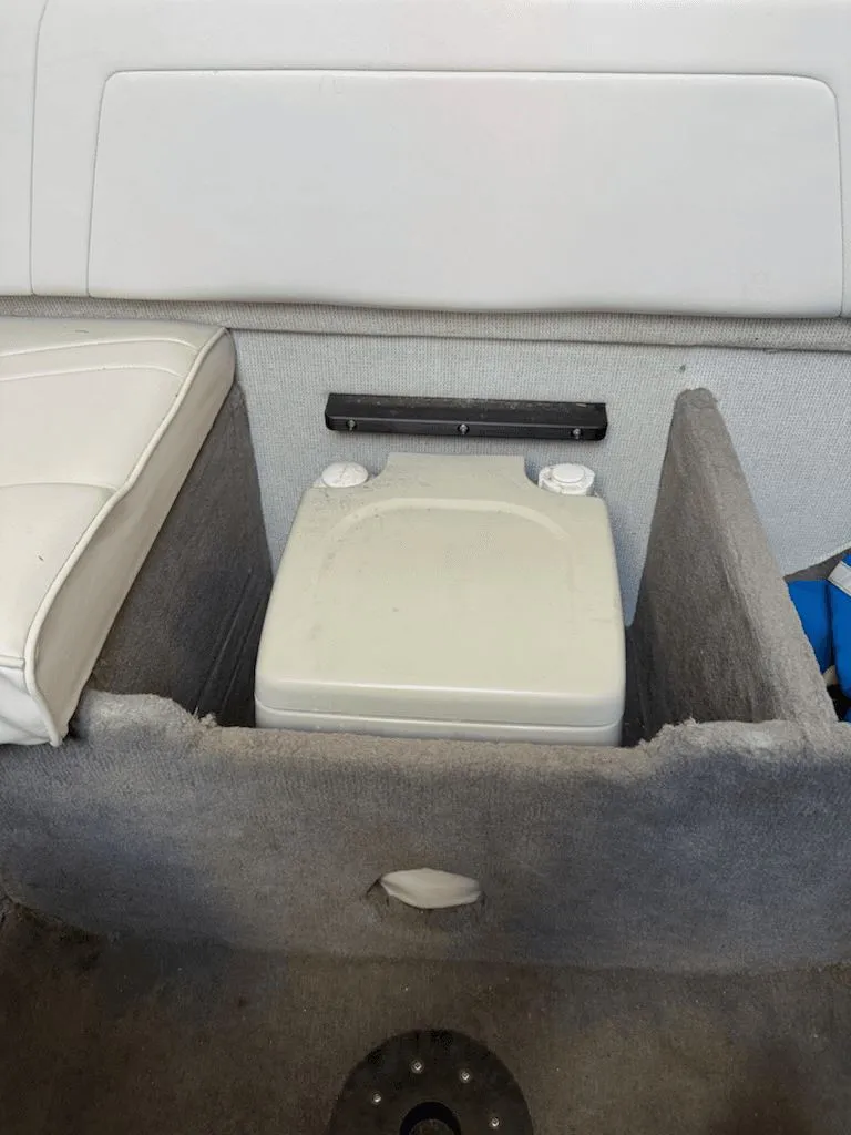 Slide: The Image of Seaswirl 230SWL 1994 - 11