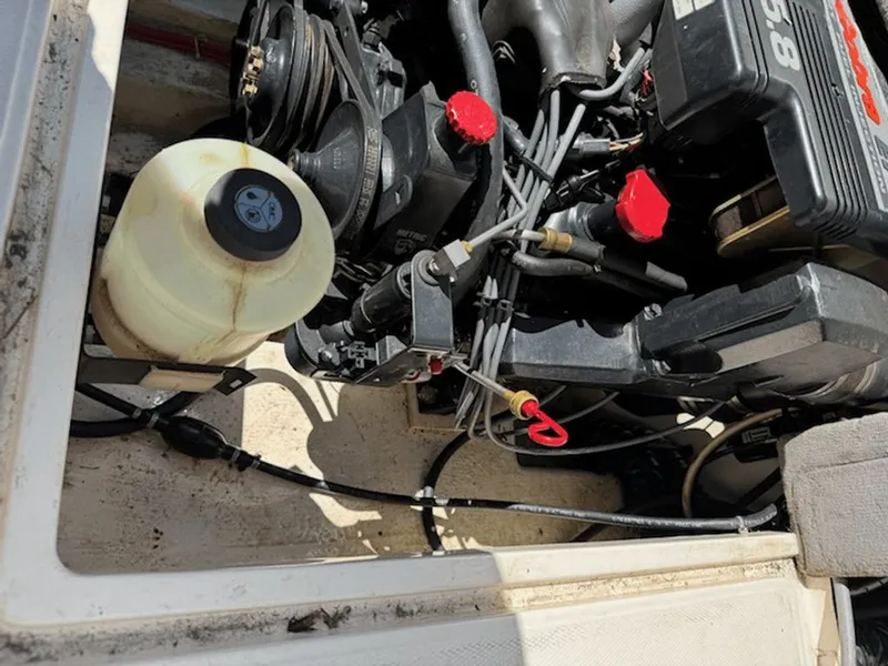 Slide: The Image of Seaswirl 230SWL 1994 - 24