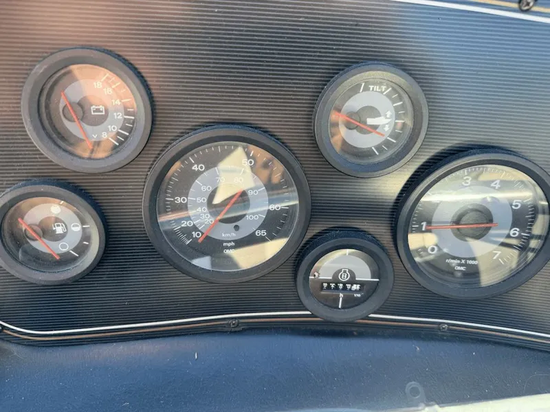 Slide: The Image of Seaswirl 230SWL 1994 - 5