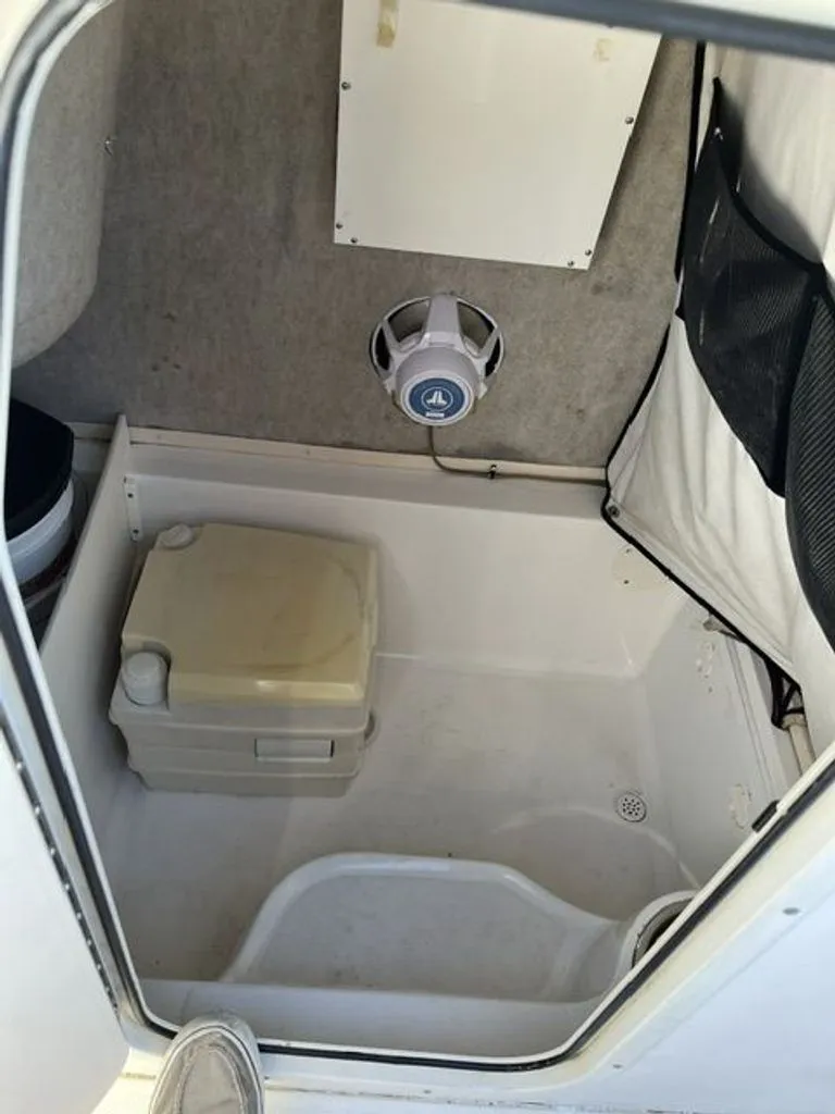 Slide: The Image of Sea Fox 256 Center Console 2007 - 11