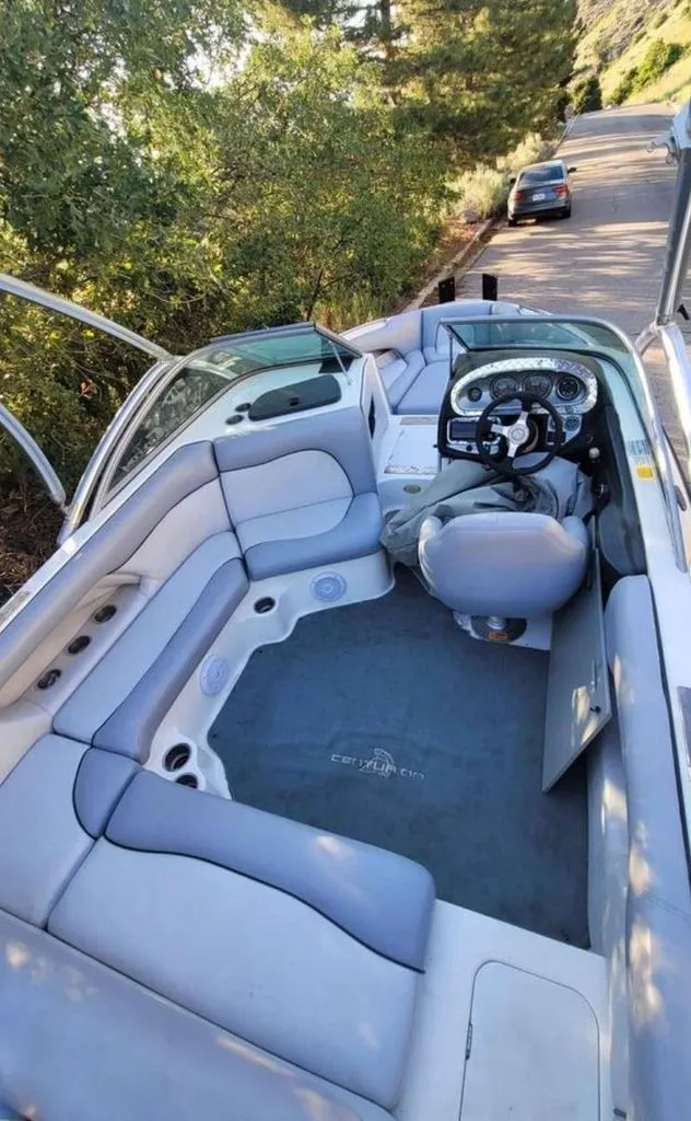 Slide: The Image of Centurion Escalade 2006 - 7