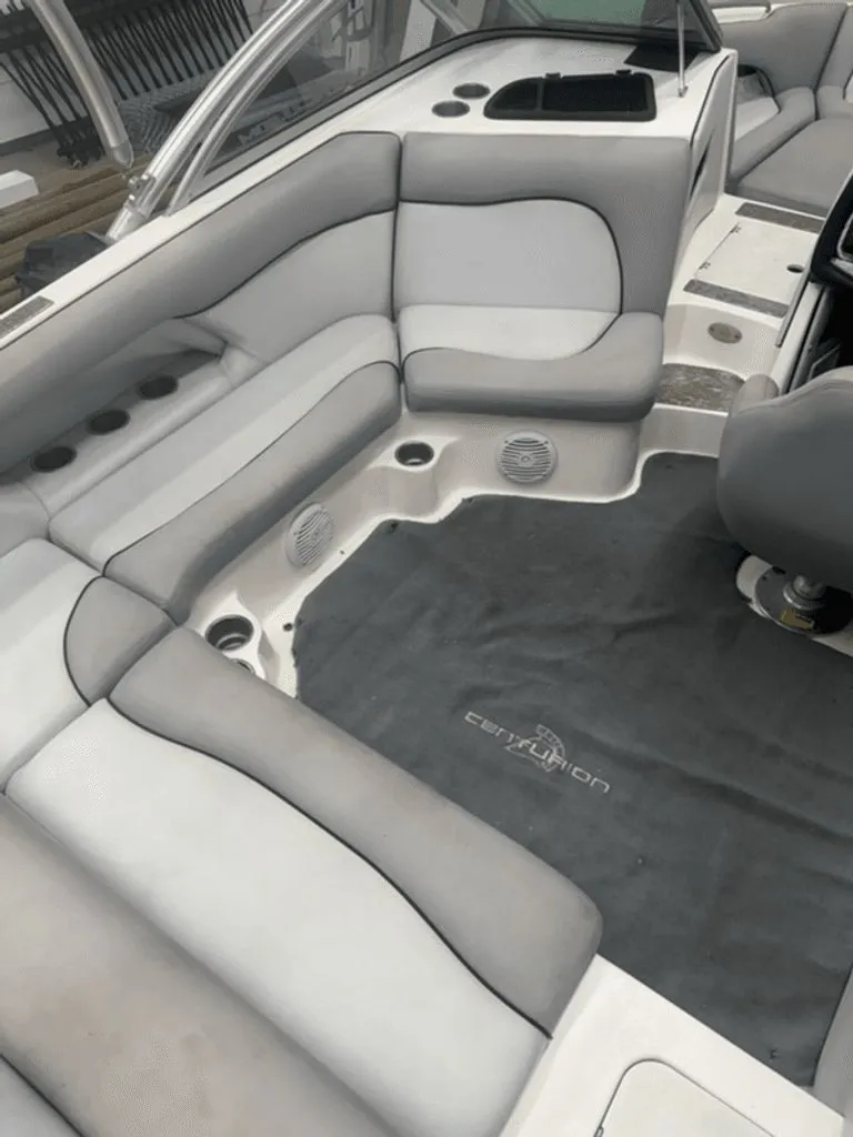 Slide: The Image of Centurion Escalade 2006 - 8