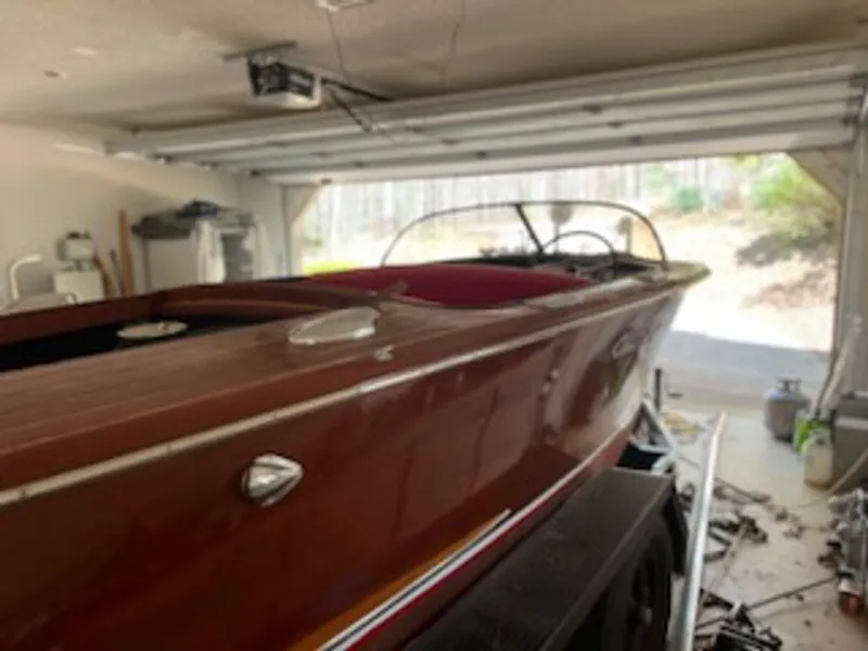 Slide: The Image of Chris-Craft Capri 1955 - 11