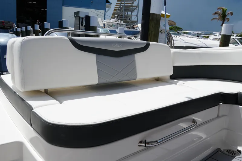 Slide: The Image of Chaparral 280 OSX 2022 - 63