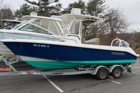 Slide: The Image of 2011 Everglades 230 Center Console boat on trailer in parking lot. - 6